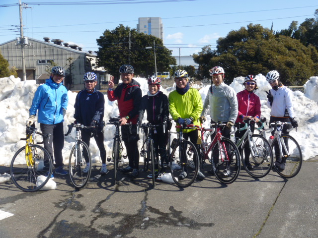 群馬の高崎市トライアスロン協会主催の2014/02/22(土) 1期第4回チャレンジはるトラ大渡温水ﾌﾟｰﾙの練習風景